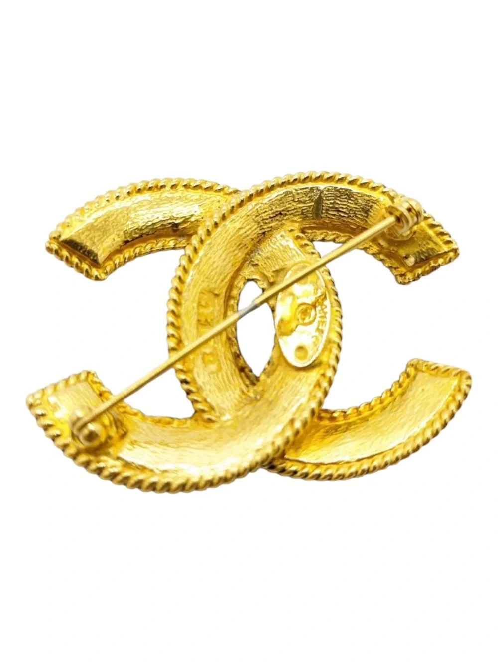 Authentic Vintage CHANEL CC Openwork Filigree Rope Gold Plated Brooch Pin 1108